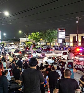 Teen San Antonio Spurs Fan In Critical Condition After Fall During Western Conference Finals Celebrations