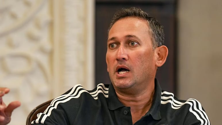 'Absurd, Injustice': Dilip Vengsarkar Slams Ajit Agarkar For Excluding Auqib Nabi In India Test Squad