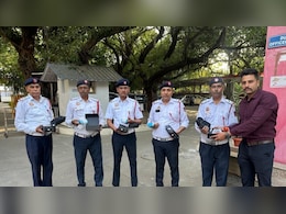 दिल्ली ट्रैफिक पुलिस की बड़ी पहल, अब सड़क पर ही भर सकेंगे चालान, नई हाईटेक ई-चालान मशीनें शुरू