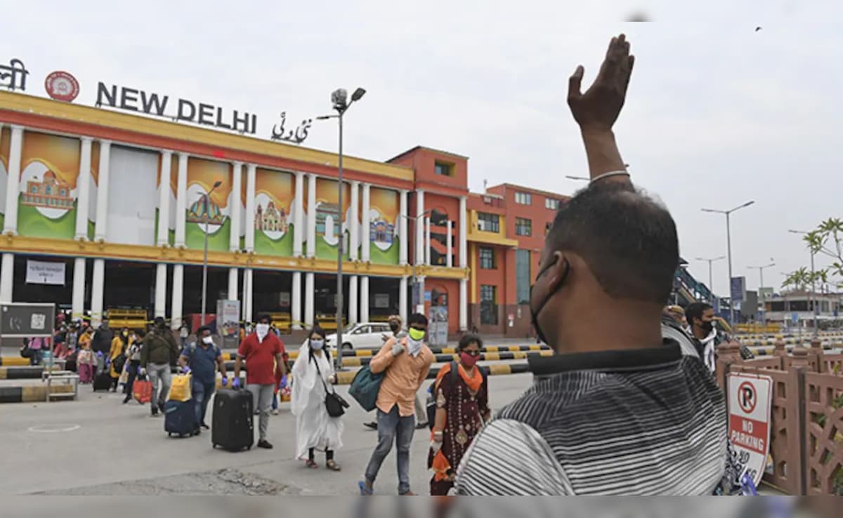 नई दिल्ली रेलवे स्टेशन पर बड़ा बदलाव: शताब्दी समेत 30 ट्रेनें दूसरी जगह होंगी शिफ्ट, अब इन स्टेशनों से चलेंगी गाड़ियां