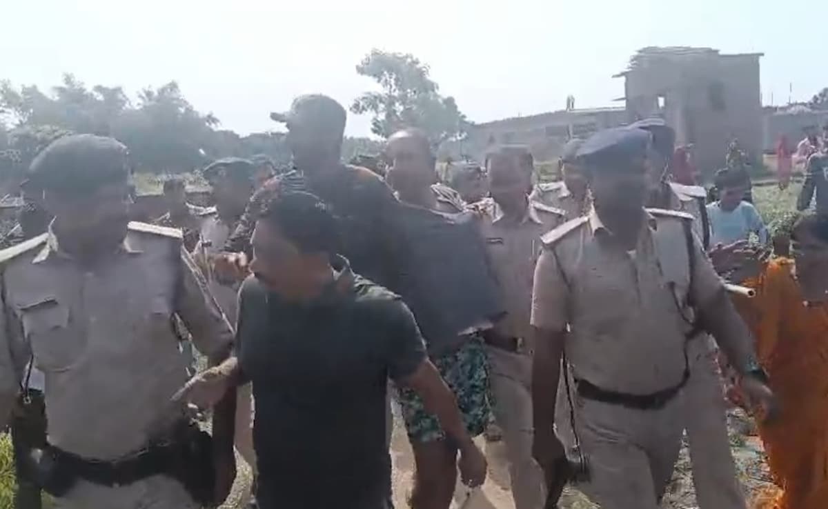 बिहार: मॉर्निंग वॉक पर निकली महिला...पड़ोसी किरायेदार ने किया दरिंदगी का प्रयास, लोगों ने जमकर कूटा