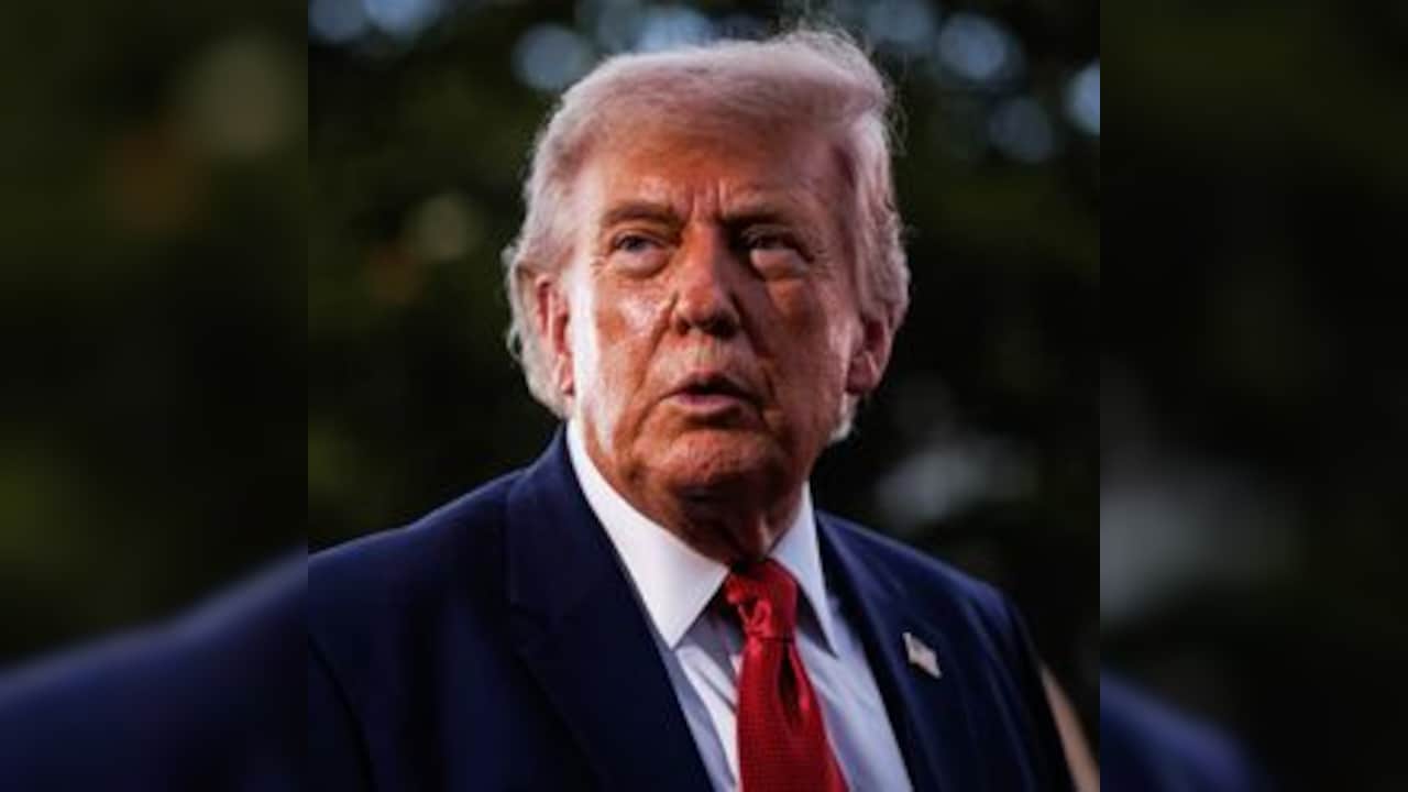Trump Downplays Threats of Hormuz Mines, Touts Alternate Route