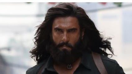 ‘धुरंधर' के इस स्टार को देखते ही ट्रैफिक पुलिस ने रुकवाई गाड़ी, एक्टर बोले- अब चालान मत काटना!