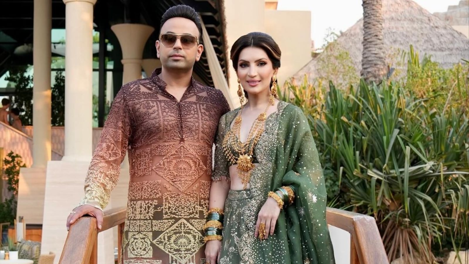 Desi Bling’s Tabinda Sanpal Says Husband Satish Gifts Her 3 Kg Gold Every Year: “I Own 40 Kg”