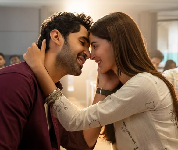 <i>Chand Mera Dil</i> First Review: Ananya Panday And Lakshya's Film Is Not A 'Typical Love Story'