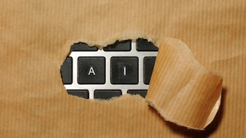 From Dashboards To Decisions: How AI Observability Is Turning IT Data Into Business Intelligence
