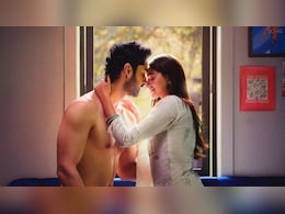 <i>Chand Mera Dil</i> Review: Ananya Panday And Lakshya's Messy Love Story Has Compatibility Issues