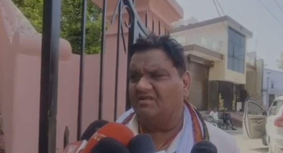 अमन की बहन के ससुर राजेश शर्मा. 