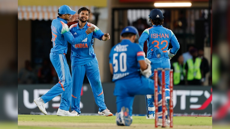 IND vs ENG ODI Series: जायसवाल से लेकर तिलक वर्मा तक, प्रदर्शन के बाद भी टीम में जगह नहीं बना पाए ये पांच स्टार