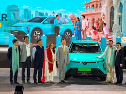 Green SM Electric Limo Taxi Service Launched In India