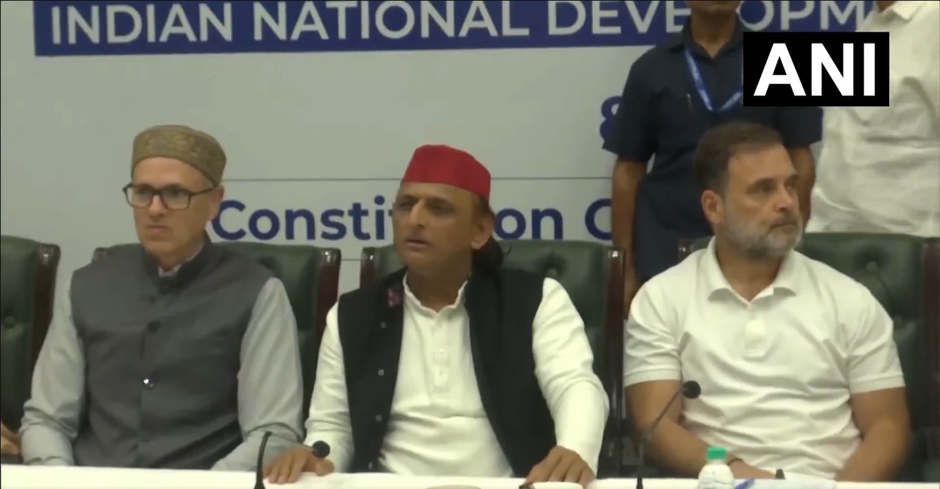  इंडी गठबंधन की बैठक शुरू, विपक्षी नेताओं में कौन-कौन पहुंचा, VIDEO में देखिए