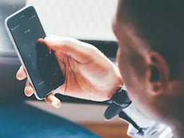 Your Phone Says 'No Service.' Minutes Later, Your Savings Could Be Gone