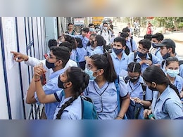 CBSE के चेयरमैन और सचिव को हटाया गया, OSM विवाद के बाद सरकार का बड़ा एक्शन