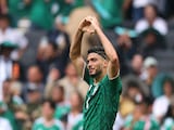 FIFA World Cup LIVE: Mexico Star Breaks Down In Tears After Magical Headed Goal FIFA World Cup LIVE: Mexico Star Breaks Down In Tears After Magical Headed Goal