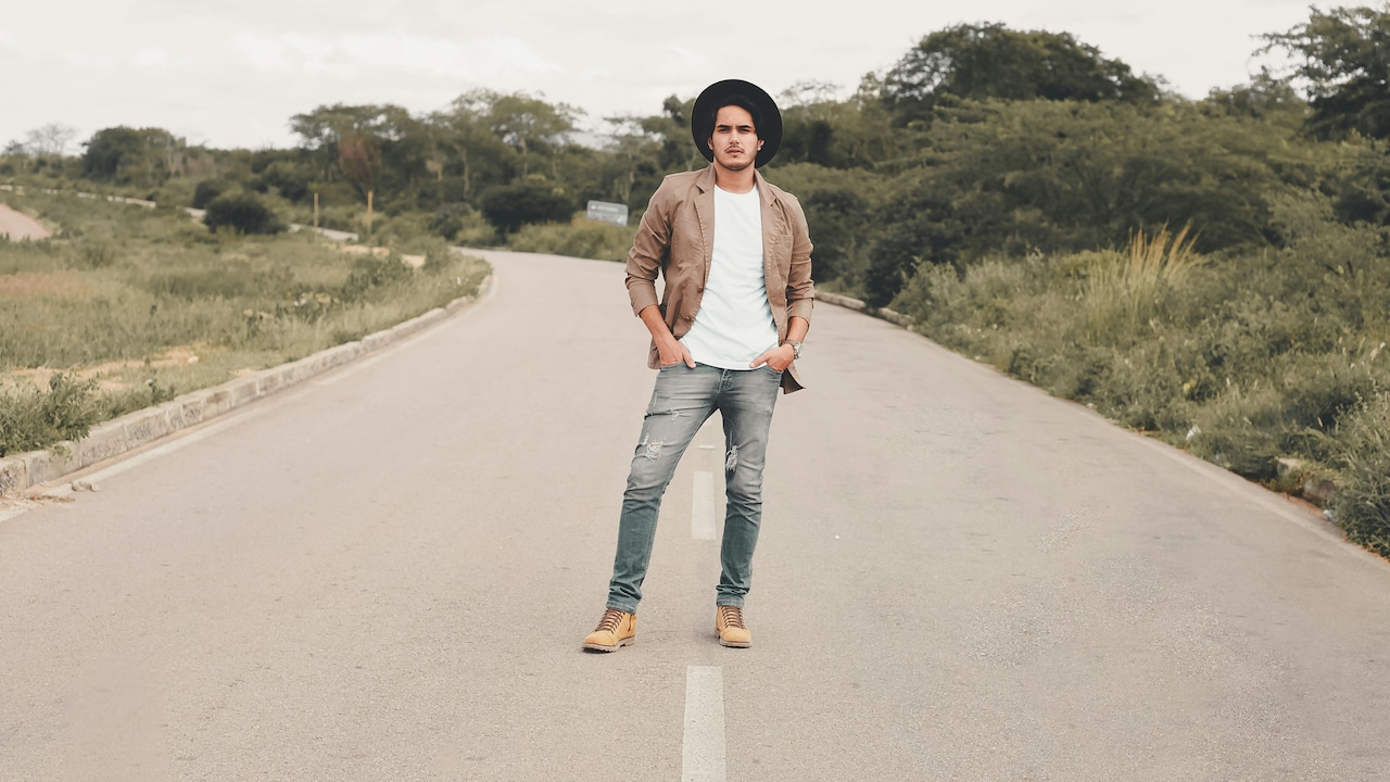 Myntra End Of Reason Sale: Min. 60% Off On Casuals For Men