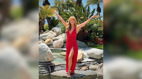 Jane Seymour Reveals How She Stays Energetic And Happy At 75