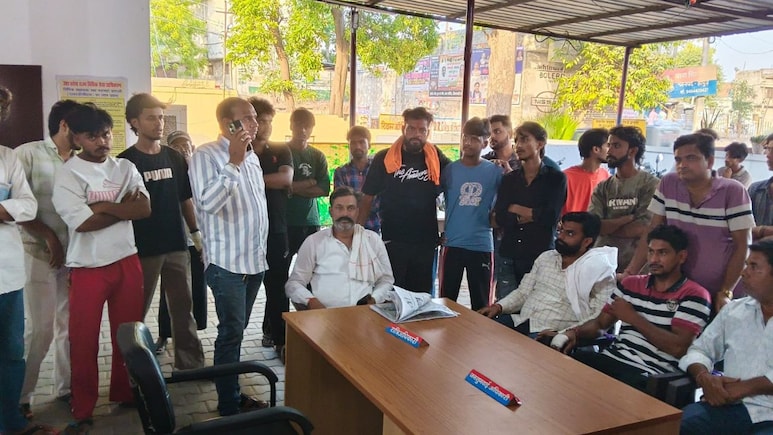 हापुड़ में दीपांशु पर हमले का मामला गरमाया, खोड़ा सूर्या मर्डर केस से जोड़ रहे लोग