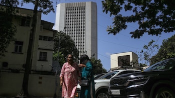 India Offers Leverage On Forex Deposits to Boost Inflows