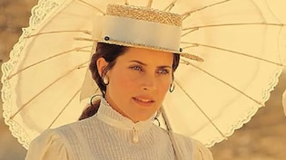 Actor Rachel Shelley Celebrates 25 Years Of <i>Lagaan</i>: 'Feels Like Yesterday'