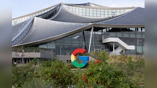 Alphabet Stock Tumbles 7% As Second AI Star Exits In Talent War Shock