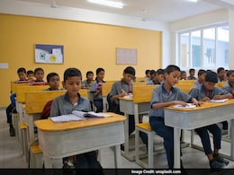 Maharashtra Government Makes Marathi Language Compulsory From Classes 1 To 10 In All Schools