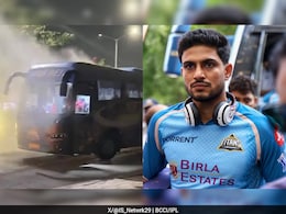 IPL फाइनल के बाद गुजरात टाइटंस टीम की बस हुई धुआं-धुआं, खिलाड़ियों को सुरक्षित बचाया गया