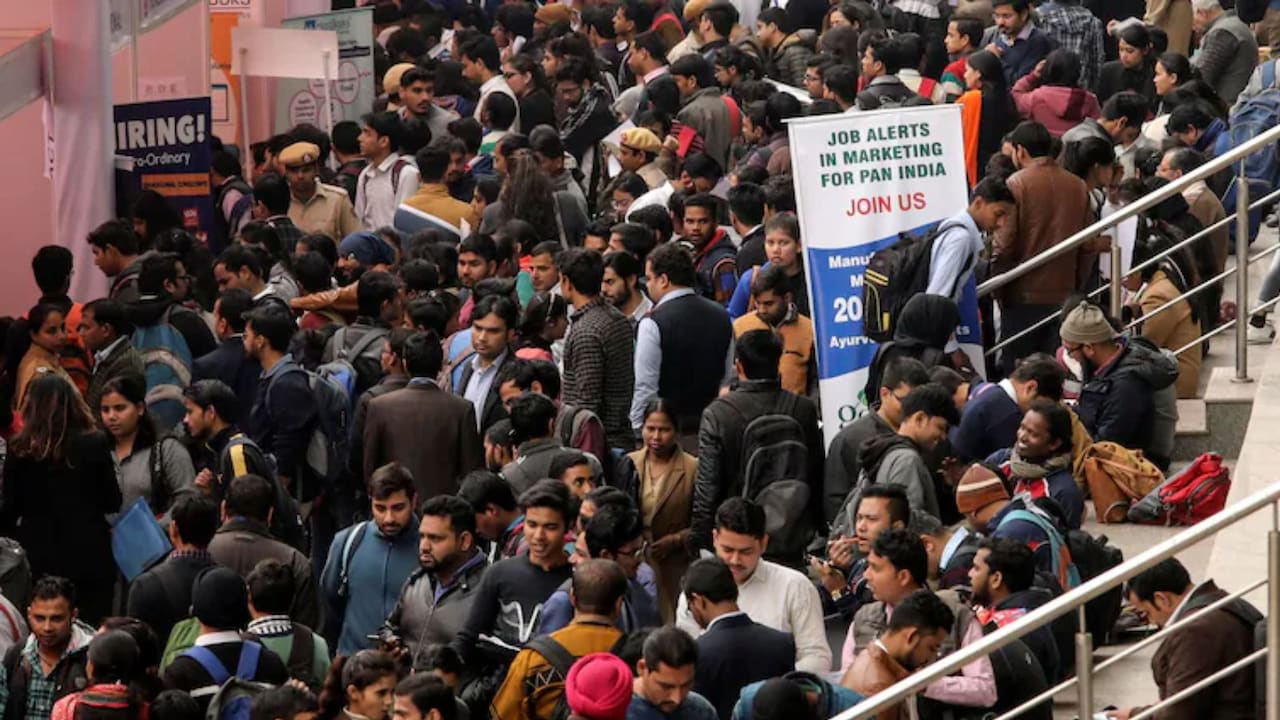नौकरी तलाश रहे ग्रेजुएट युवाओं को मिलेंगे 3,000 रुपये, जानिए क्या है पश्चिम बंगाल की 'भरोसा' स्कीम और पात्रता