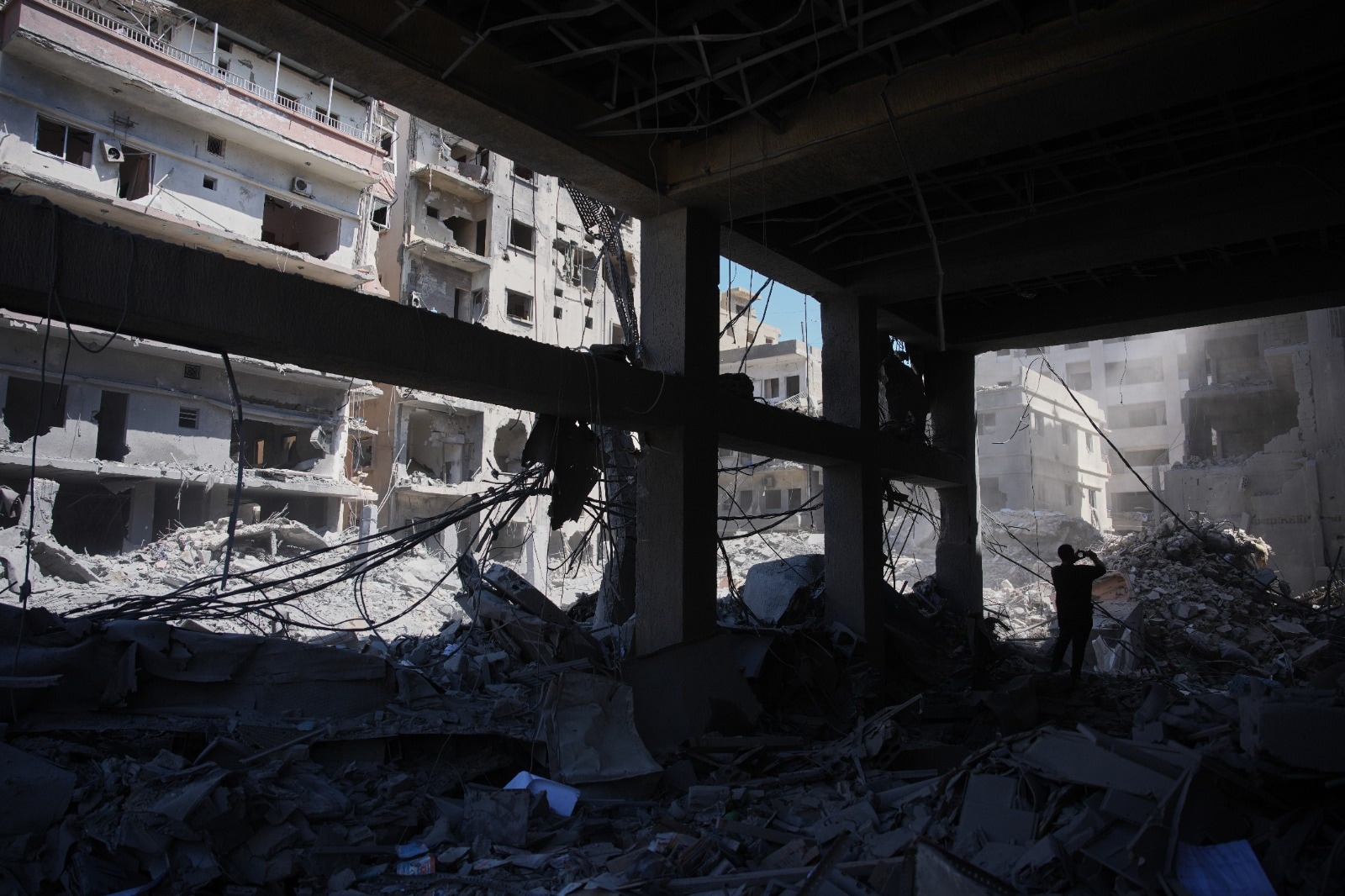 Israel carries out strikes on Hezbollah positions in southern Lebanon