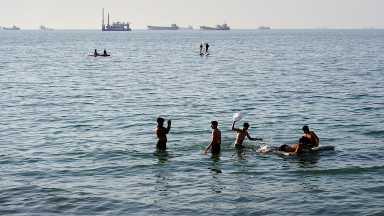 Iran Claims US Lifting Naval Blockade In Strait Of Hormuz