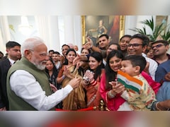 प्रधानमंत्री मोदी फ्रांस पहुंचे, एयरपोर्ट से होटल तक जोरदार स्वागत; आज राष्ट्रपति मैक्रों से करेंगे बातचीत