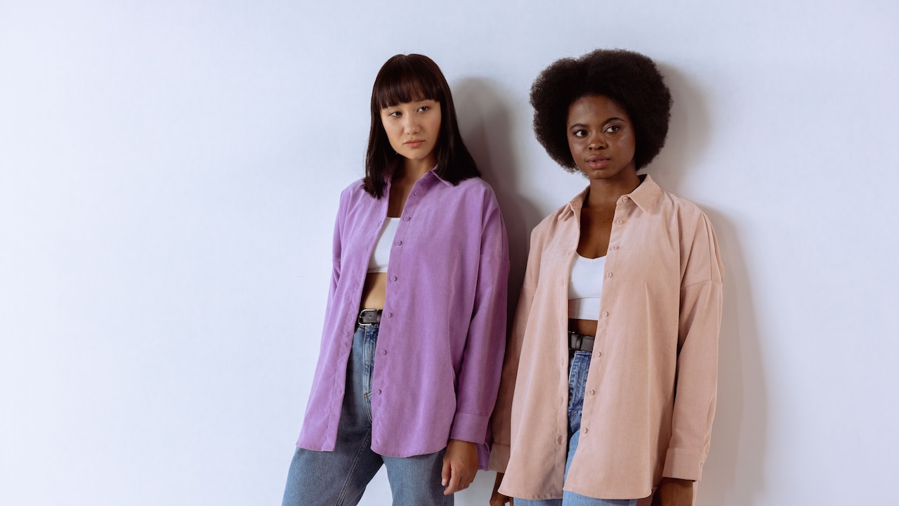 Slim Fit Vs Regular Fit Shirts: Which One Suits Broad Shoulders Better? Slim Fit Vs Regular Fit Shirts: Which One Suits Broad Shoulders Better?