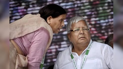 RJD Workers Guard Lalu Yadav, Rabri Devi's Bungalow With Sticks After Z-Plus Security Cover Withdrawn