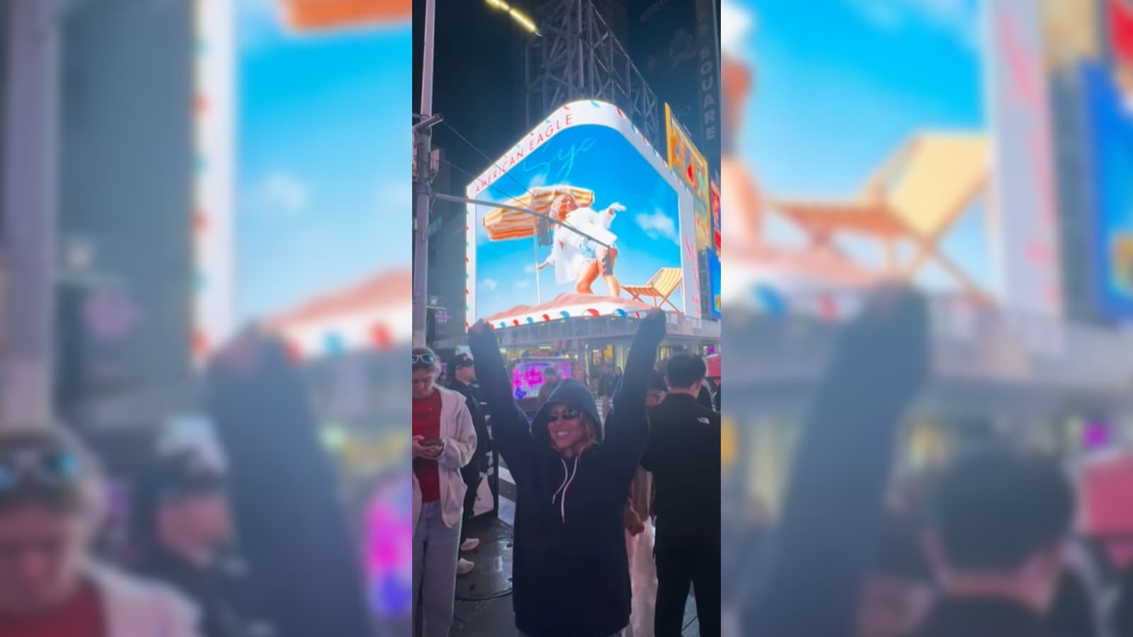 Sydney Sweeney and Scooter Braun Share Date Night in Times Square