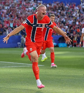 Erling Haaland Double Powers Norway To FIFA World Cup Win Over Iraq