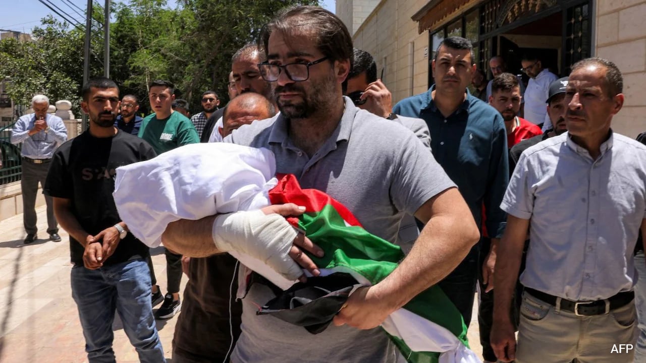 At His Baby's Funeral, Palestinian Father Refuses To Absolve Israel