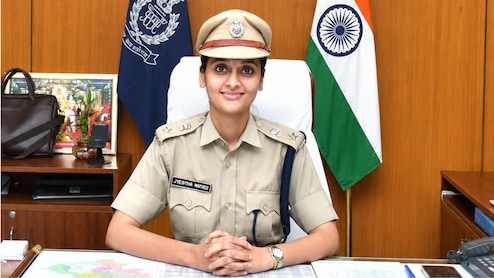 पुलिसकर्मी के आकस्मिक निधन पर परिवार को तुरंत मिलेंगे 3 लाख रुपये, एसपी ज्येष्ठा मैत्रेयी की अनूठी पहल