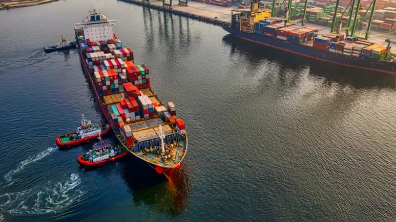 Hormuz Traffic Eases: 30 India-Bound Ships Cross, 26 Remain In Queue, Says Report
