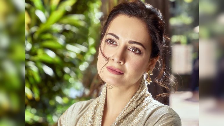 Dia Mirza Trolled After Her 5-Year-Old Son Schooled Coconut Deliver Boy Over Plastic Use: 'Entitled Arrogance'