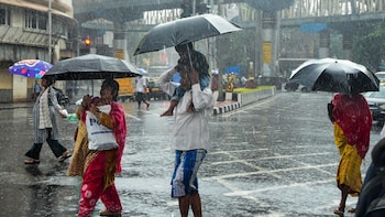 Mumbai Rains Nowcast Warning: IMD Issues Red Alert For Heavy Rains, Thunderstorms And Lightning