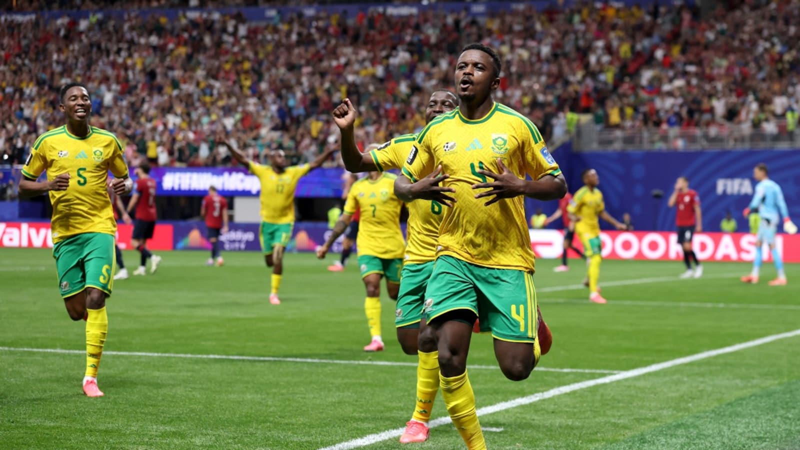 South Africa Hold Czech Republic, Keep FIFA World Cup Knockout Dream Alive