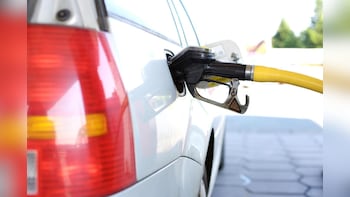 Petrol, Diesel Prices On June 25 With Brent Crude At $72: Check New Fuel Rates In Hyderabad, Chennai, Bengaluru, Kolkata, And More