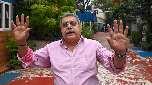 Fresh Headache For Mamata? Kalyan Banerjee Asks TMC Chief To Pick Between Him And Abhishek