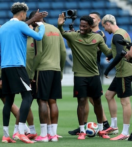 Co-Hosts Canada And South Africa In Historic FIFA World Cup Knockout Clash