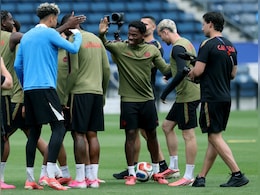 Co-Hosts Canada And South Africa In Historic FIFA World Cup Knockout Clash