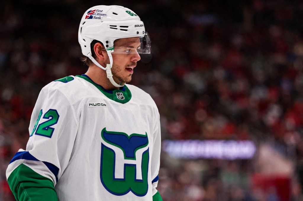 Jesperi Kotkaniemi’s Carolina Hurricanes Future Sparks Trade and Buyout Rumors