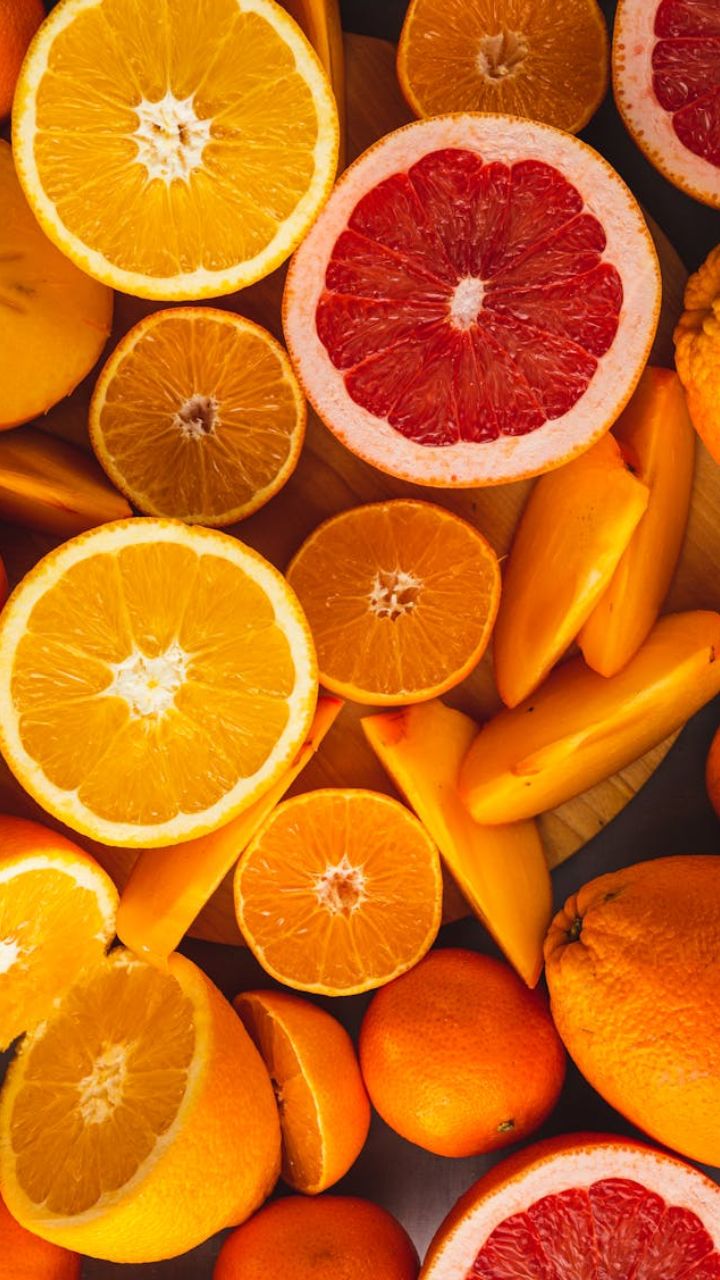 One of the most common causes behind inflamed and tender gums is a lack of vitamin C