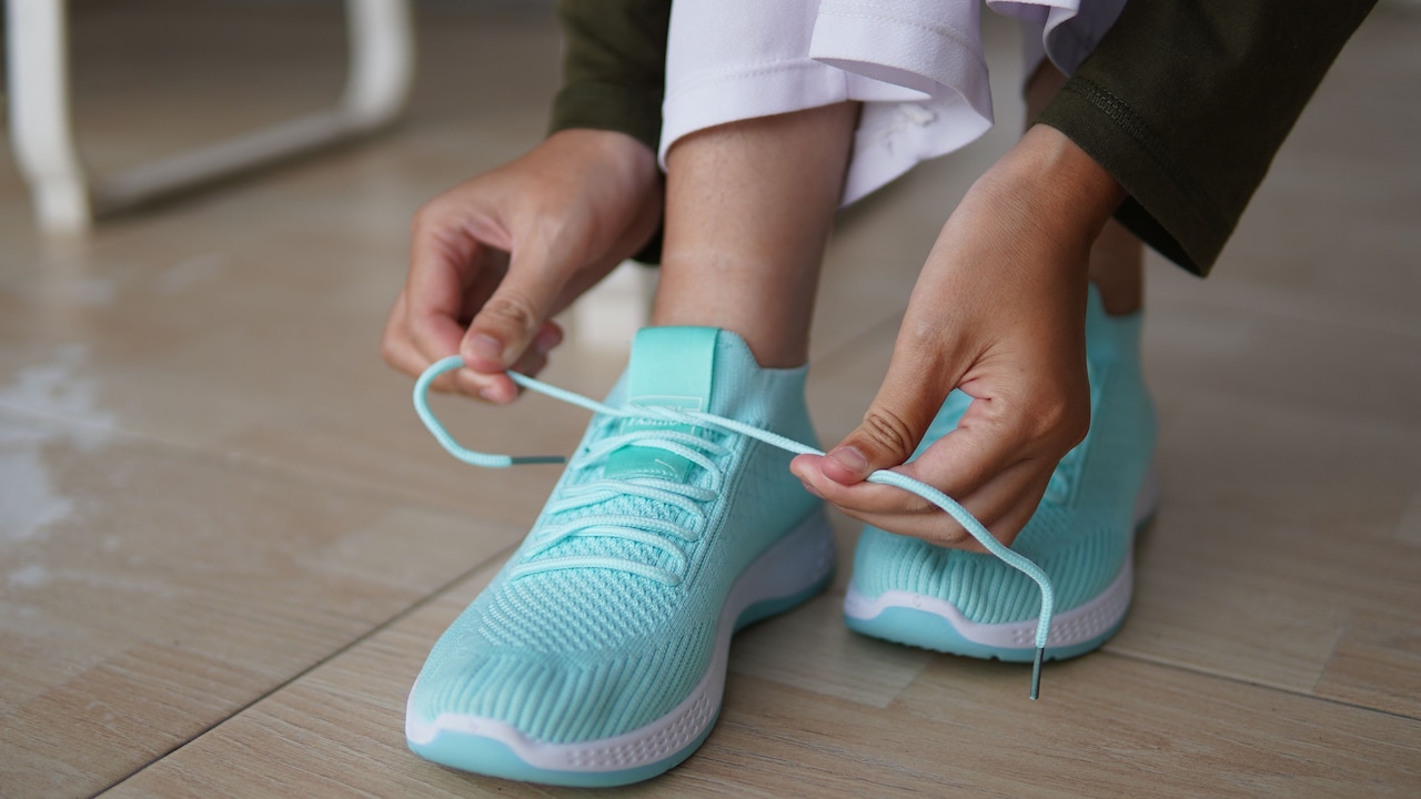 Why Comfortable Shoes Hurt After One Hour: 10 Common Reasons