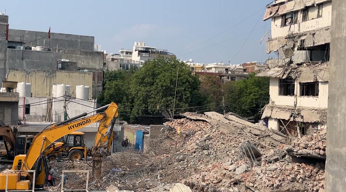 रोका जा सकता था साकेत बिल्डिंग हादसा, MCD मेयर ने मानी लापरवाही... 6 लोगों की हुई है मौत