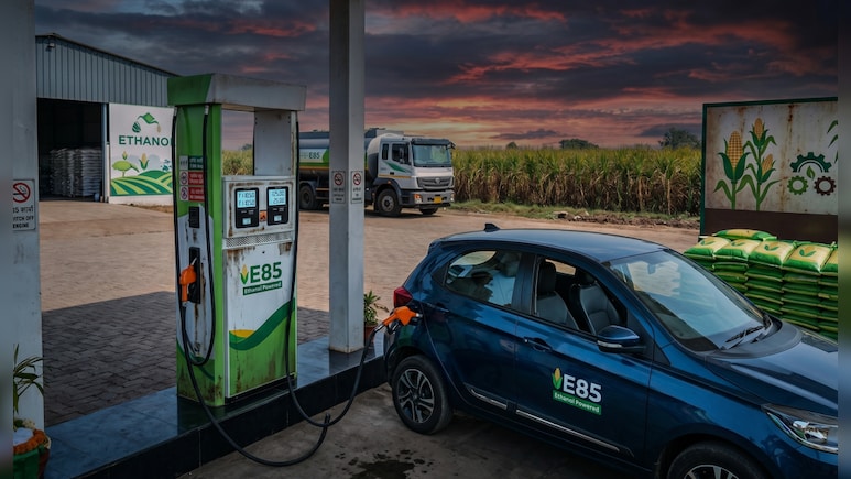 पेट्रोल, इथेनॉल, Flex-Fuel या EV? सिर्फ कार नहीं, सही फ्यूल ऑप्शन चुनकर भी आप बचा सकते हैं लाखों रुपये, जानें आपके लिए क्या है बेस्ट