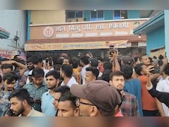 खान सर के खिलाफ पटना में प्रदर्शन, ज्ञान बिंदु कोचिंग सेंटर के बताए जा रहे हैं छात्र